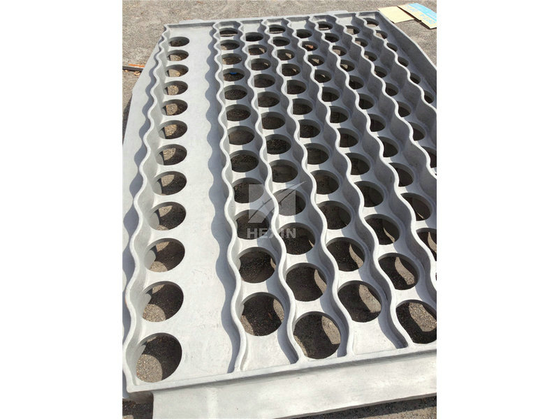 Convection  tube sheet support castings 