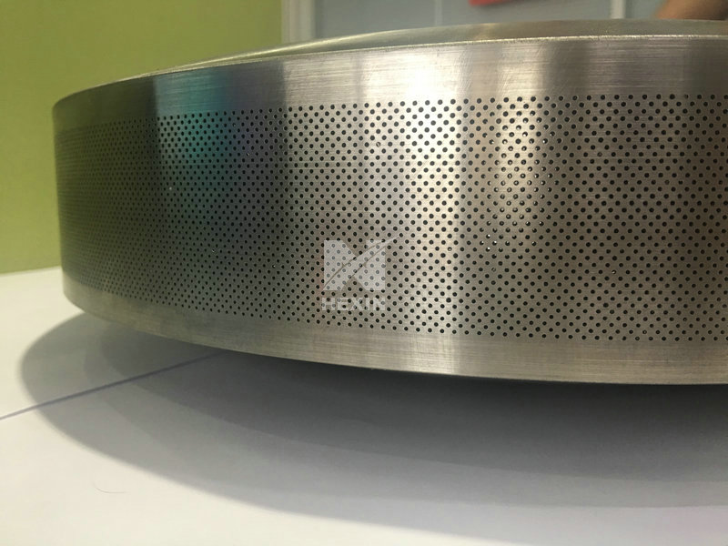 spinner disc casting for glasswool fiberizing