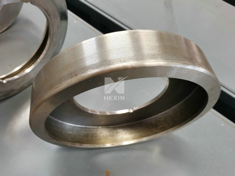 spinning machine for glass wool