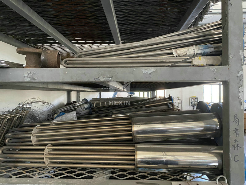 Ipsen style process tubular heater