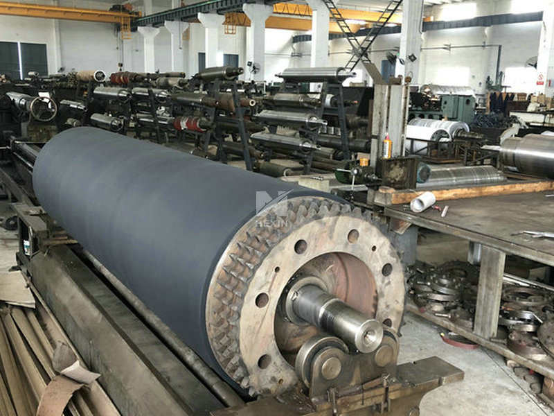 rubber coated roller with sprocket for glass production