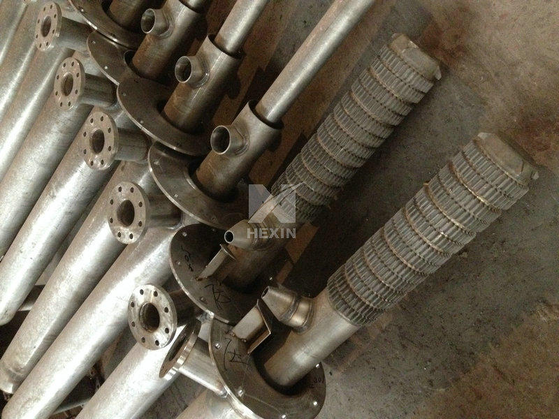 Heat recuperator burner for radiant tubes