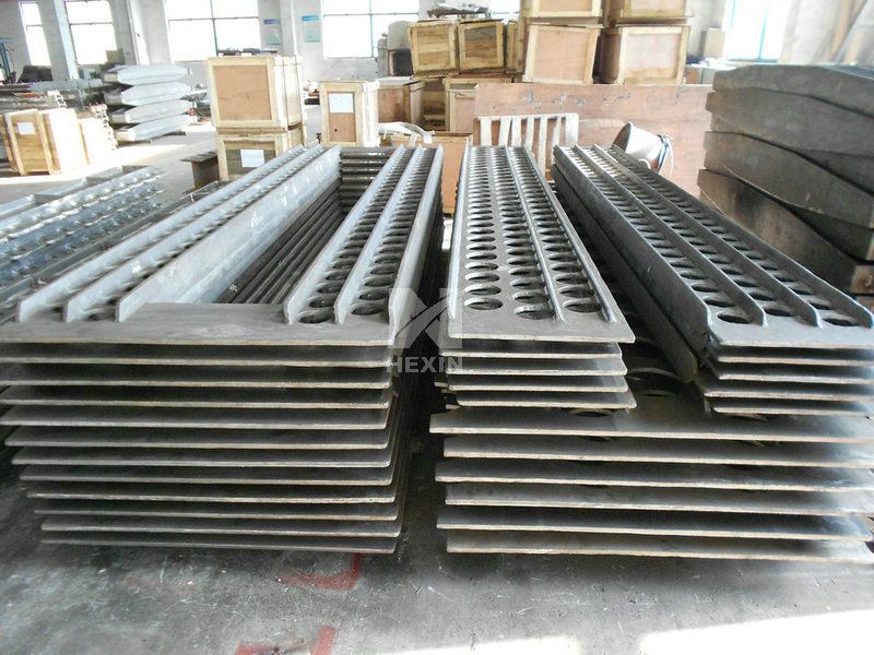 Cast pipe support castings ASTM A351