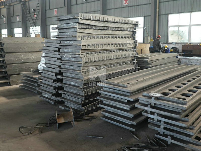 Tube sheets supports for steam super heater
