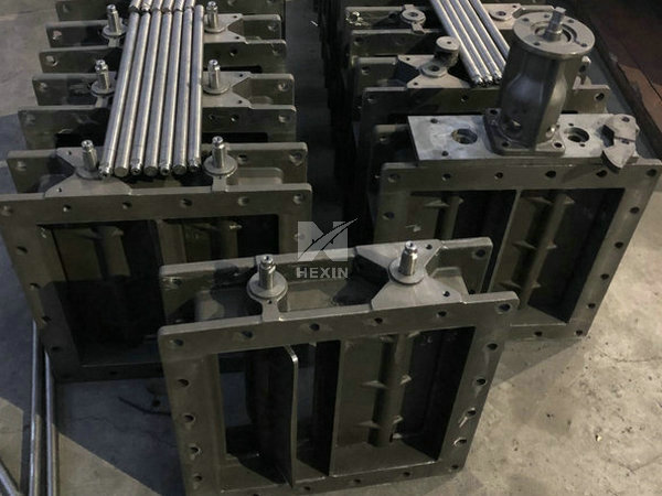 cast furnace door assembly