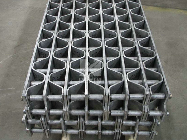 Serpentine trays fabricated