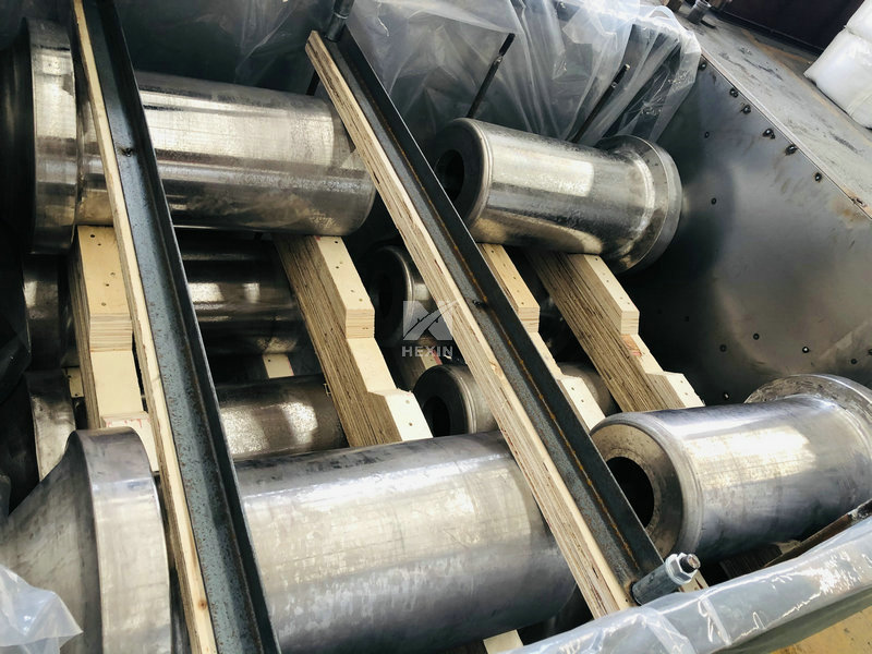 Pack of charging and discharging roll