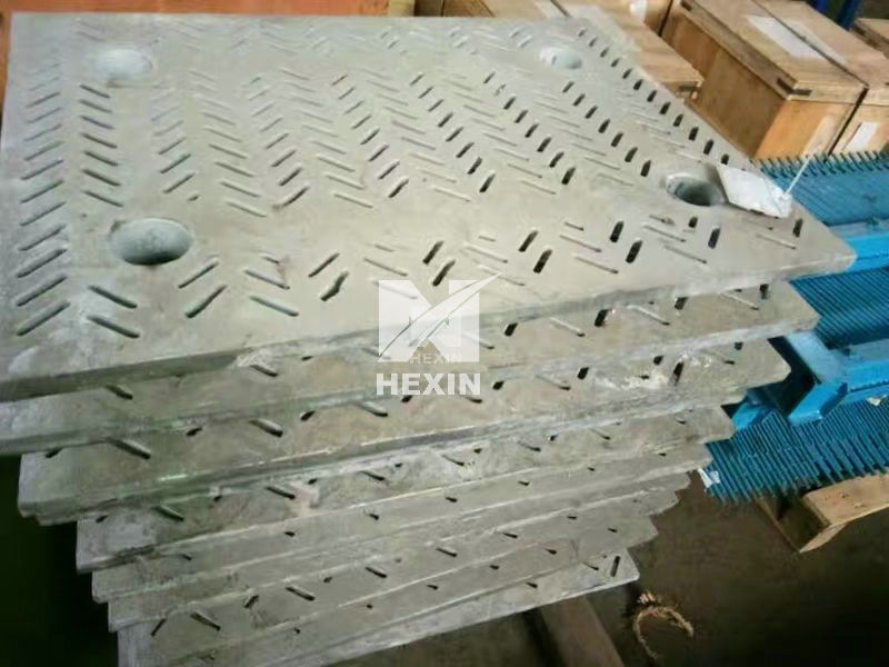 Cast Plates for Hot Sinter Vibrating Screens 
