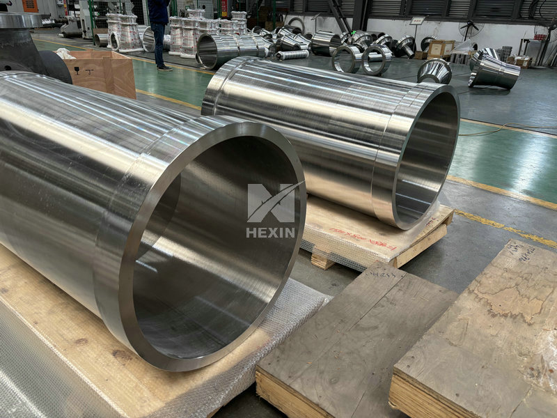 Cylindrical bowl for decanter2